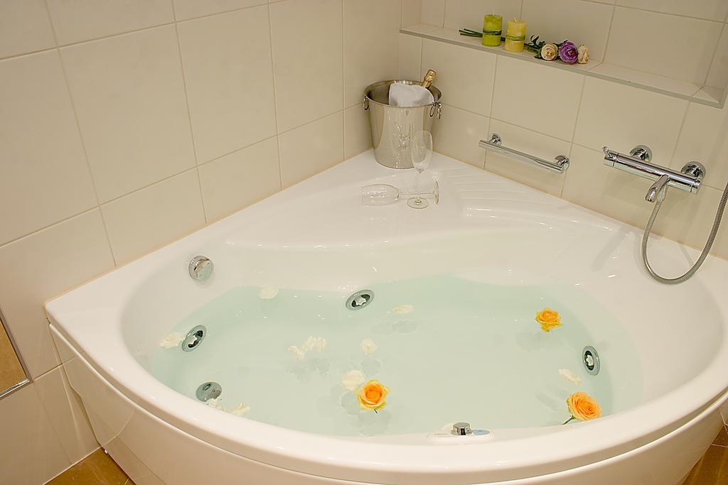 Hotel Diadem Omis Phòng bức ảnh