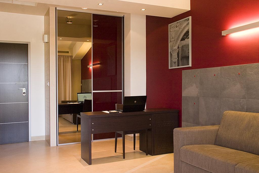 Hotel Diadem Omis Phòng bức ảnh