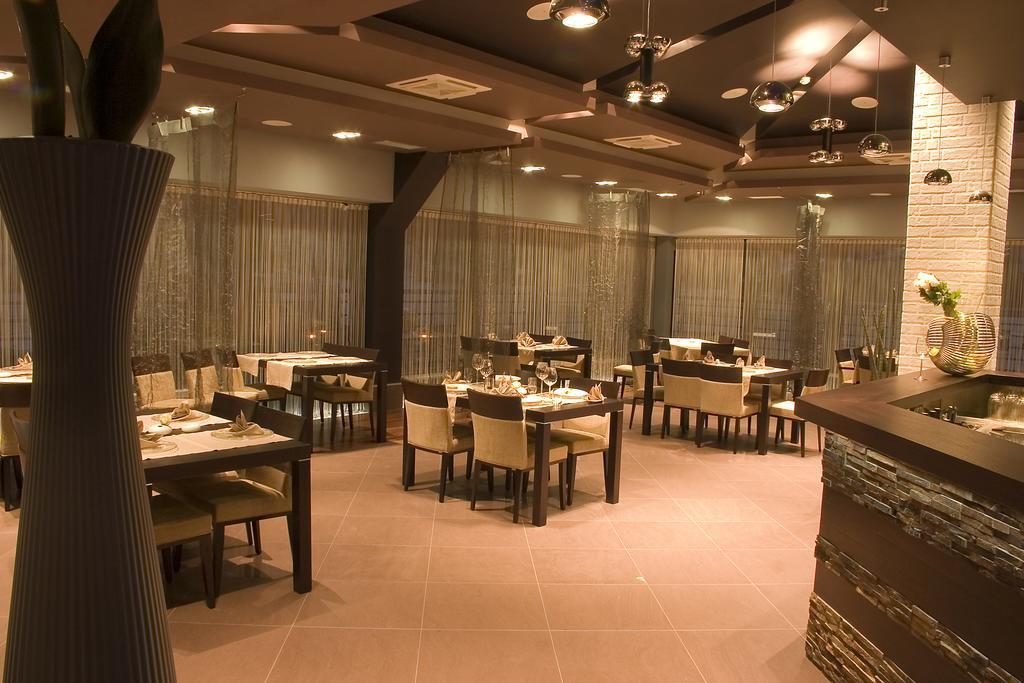 Hotel Diadem Omis Ngoại thất bức ảnh