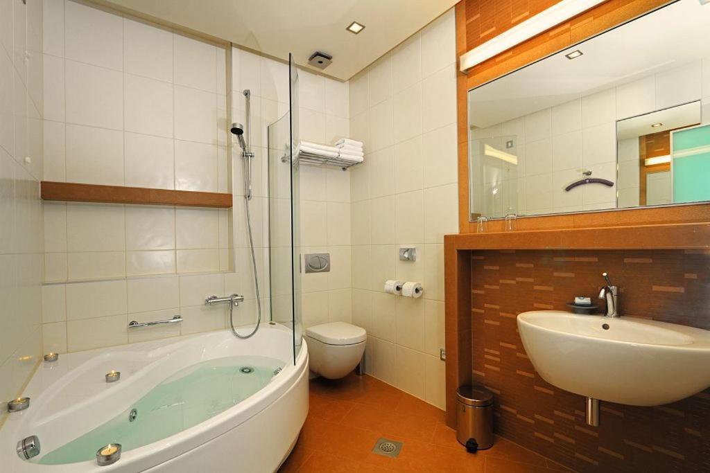 Hotel Diadem Omis Phòng bức ảnh