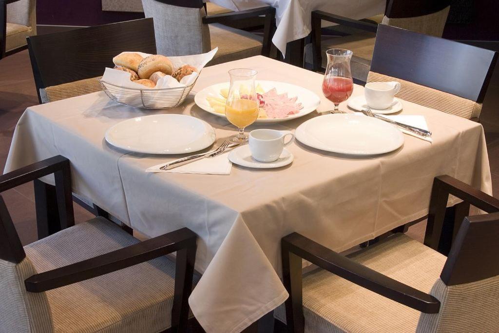Hotel Diadem Omis Nhà hàng bức ảnh